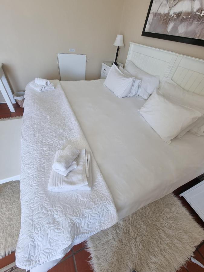 The Bay Lodge Gansbaai Extérieur photo