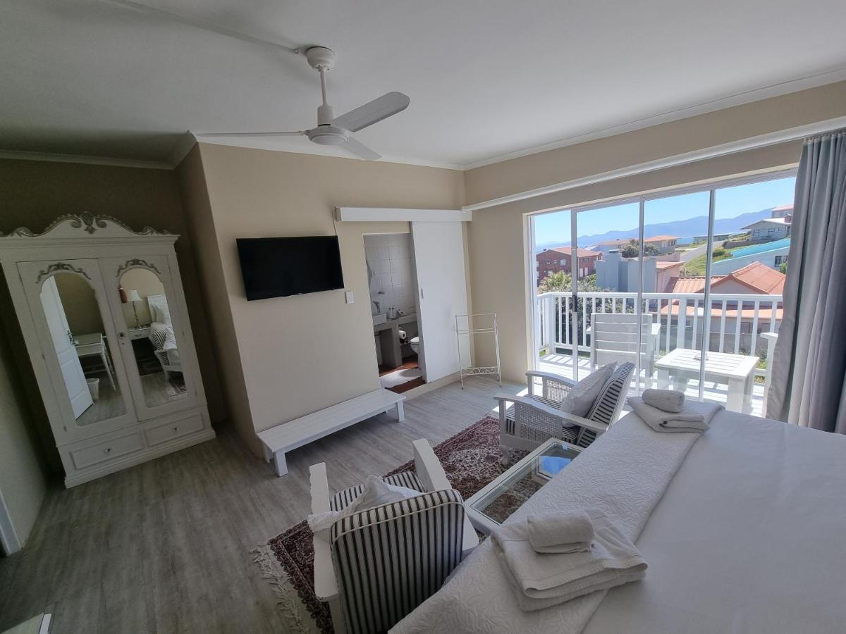 The Bay Lodge Gansbaai Extérieur photo